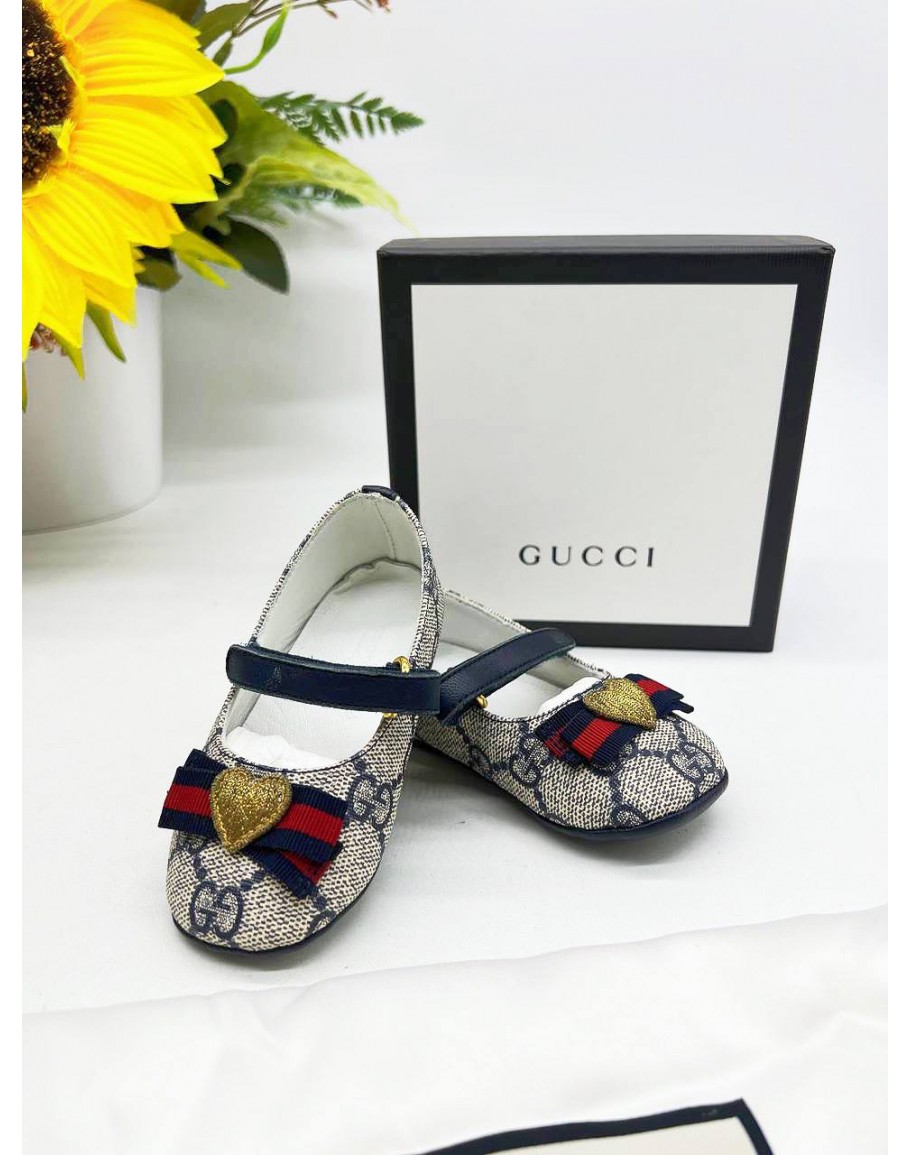 Gucci shoes hot sale for babies